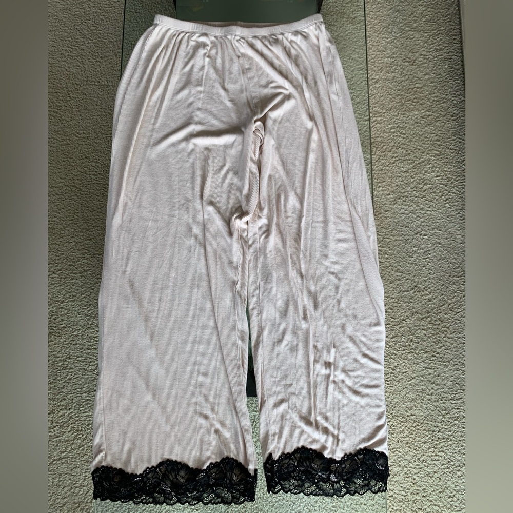 💜 Aerie Soft Lounge Pants with Lace